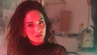 Duh, kalo Anda pasti nggak mungkin nolak Megan kan? Dok. Instagram
