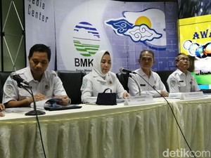 BMKG Prediksi Awal Musim Hujan di Sumatera-Jawa Oktober