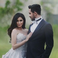 Amrit Punjabi dan Sanjana membuat akun Instagram khusus yaitu @thesambawedding untuk berbagi foto-foto pernikahan mereka. Sanjana & Amrit #TheSambaWedding 14 - 17 August Bali, Indonesia, demikian yang tertulis di bio Instagram @thesambawedding. Foto: Instagram @thesambawedding, @natasha.moor