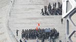 Tentara China Latihan di Perbatasan Hong Kong, Ada Apa?