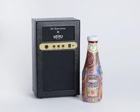 Keren! Desain Botol Saus Tomat Ini Memakai Pola Tato Ed Sheeran