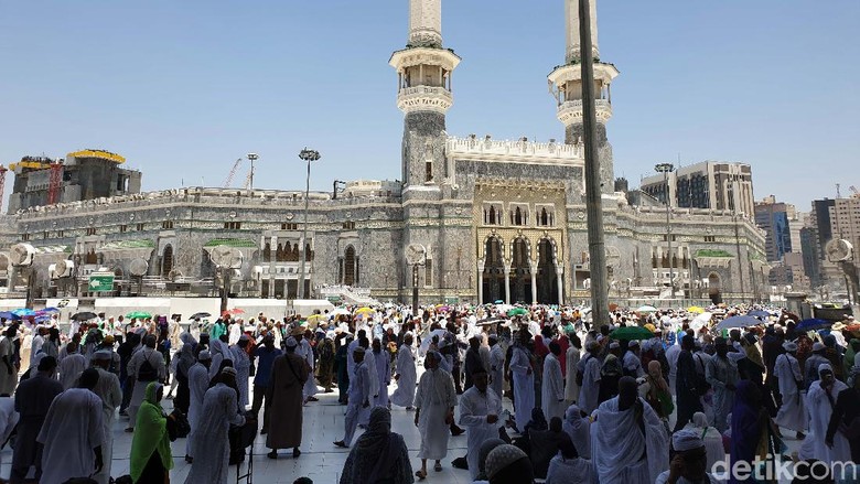 Jamaah haji di Masjidil Haram (Ardhi Suryadhi/detikcom) Jamaah haji di Masjidil Haram (Ardhi Suryadhi/detikcom)
