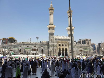 Buka Pintu buat Turis Asing, Arab Saudi Tak Lupakan Tamu Allah