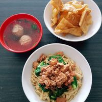 Cuma Punya Rp 20 Ribu di Kantong? Bisa Makan Mie Ayam Enak di Sini