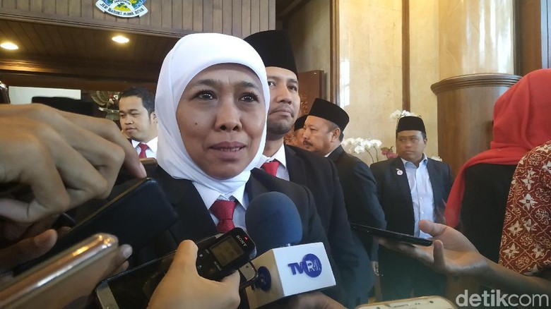 Khofifah Minta Maaf jika Ada Ucapan Warganya Singgung Masyarakat Papua Khofifah Minta Maaf jika Ada Ucapan Warganya Singgung Masyarakat Papua