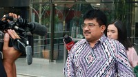 Mereka diperiksa untuk tersangka MNF (M Naim Fahmi).