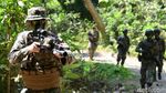 Marinir Indonesia dan AS Kejar Musuh di Hutan Selogiri Banyuwangi