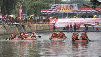 Para peserta terlihat sangat bersemangat.