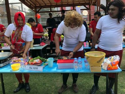 Ini Keseruan Lomba Masak Saat 17 Agustusan