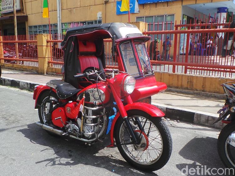 Lihat Lagi Motor Klasik BSA yang Kini Jadi Becak Motor Pemantangsiantar