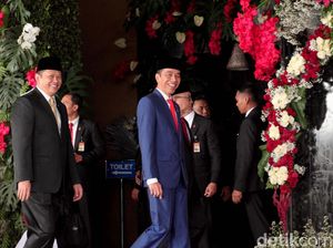 Siapa Seskab yang Tepat untuk Dampingi Jokowi di Periode Kedua?