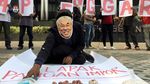 Aksi Unjuk Rasa Dukung KPK Bongkar Korupsi Impor Pangan