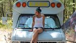 Foto: Dara Cantik Keliling Amerika Naik Mobil Van