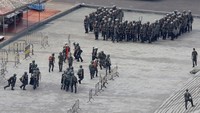 China dilaporkan mengerahkan tentara beserta kendaraan lapis baja ke Kota Shenzhen, Provinsi Guangdong, yang berdekatan dengan perbatasan Hong Kong.