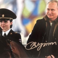 Polisi wanita yang memiliki jumlah pengikut hampir 50 ribu di Instagram ini bergabung dengan kepolisian ketika ia berusia 18 tahun. Sepulang sekolah, saya pindah ke Moskwa, pergi ke kantor polisi dan berkata saya ingin pekerjaan di sana, cerita Daria seperti dikutip dari Russia Beyond the Headlines Foto: dok. Instagram @daria___b