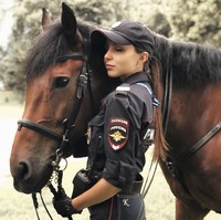 Aku mencoba untuk tetap bangkit tak menyerah. Sampai akhirnya beberapa masyarakat di sekitar lokasi melihat hal ini dan langsung membantuku untuk menangani penyerang itu, imbuh Daria Foto: dok. Instagram @daria___b