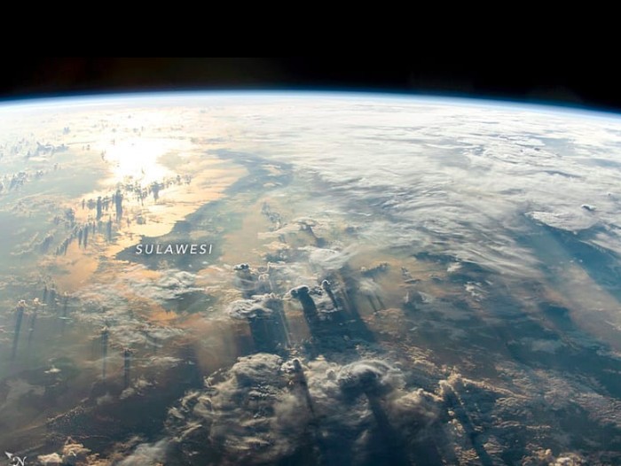 Jepretan Sulawesi dari ISS. Foto: NASA Jepretan Sulawesi dari ISS. Foto: NASA