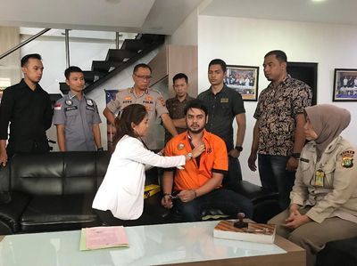 Terciduk Nyabu Lagi, Rio Reifan Beli Barang di SPBU
