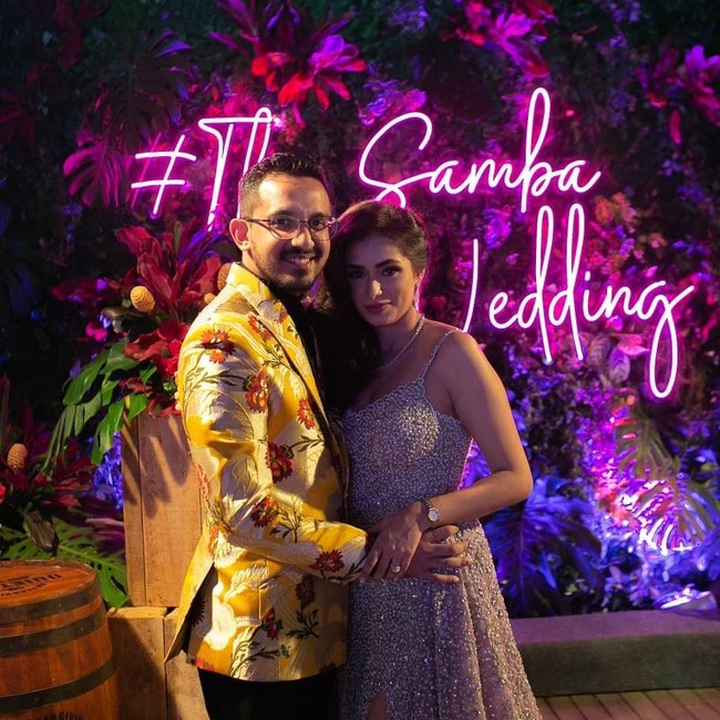 Raam Punjabi dan Raakhee Punjabi menggelar pesta pernikahan mewah Amrit Punjabi dan Sanjana di hotel mewah The Apurva Kempinski, Nusa Dua, Bali. Pesta digelar selama empat hari empat malam. Foto: Dok. Instagram @thesambawedding