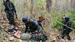 Marinir Indonesia dan AS Kejar Musuh di Hutan Selogiri Banyuwangi