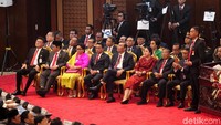 Sidang tahunan DPD-DPR juga dihadiri oleh menteri kabinet kerja.