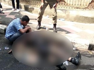 Ulah Mahasiswa Pelempar Minyak dan Kisah Pelajar Tolong Polisi Terbakar