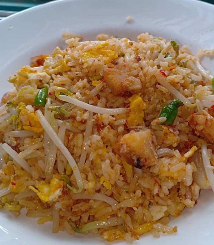 Pagi Makin Nikmat Dengan Sarapan Nasi Goreng Ikan Asin