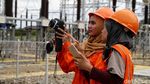 Wanita Tangguh Penjaga Listrik di Ujung Barat RI