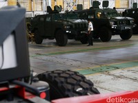Berita Populer: RI Bikin Mobil Tempur 2 Hari, Gantung Parfum Didenda