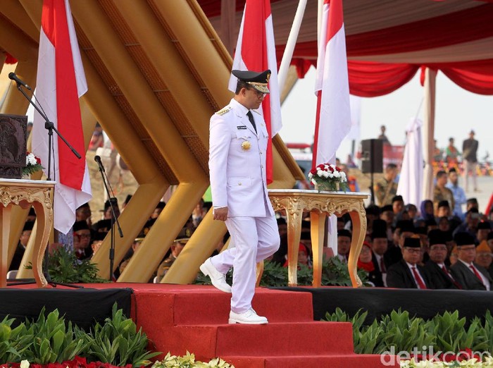 Balas Pantun Anies Doakan Bestari Sukses Usai Tak Jadi Anggota Dewan