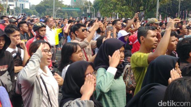 Suasana di depan Istana saat upacara HUT ke-74 RI berlangsung