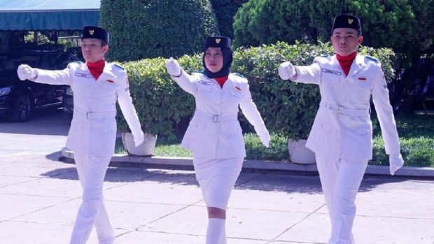 Gladi bersih upacara peringatan HUT ke-74 RI di KBRI Phnom Penh.