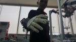 Foto: Penampakan Tangan Bionik Asli Tangerang yang Beneran Mirip Iron Man