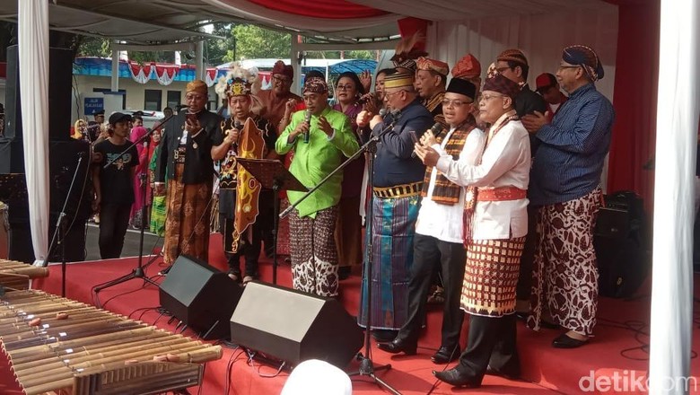 HUT ke-74 RI, Menhub Ajak Tingkatkan Kualitas SDM & Cinta Tanah Air HUT ke-74 RI, Menhub Ajak Tingkatkan Kualitas SDM & Cinta Tanah Air