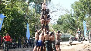 Seru! Marinir AS dan Indonesia Ikuti Lomba HUT RI di Dalam Hutan