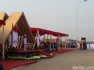 Pimpin Upacara HUT RI di Pulau Reklamasi, Anies Bicara Wajah Baru Jakarta