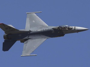 Jet Tempur F-16 Turki Jatuh saat Latihan, Pilot Selamat