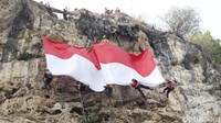 Menurut Ketua Pelaksana Pengibaran Bendera dari Forum Pemuda Citatah, Asep Sulaeman, persiapan yang dilakukan untuk melakukan pengibaran bendera Merah-Putih raksasa di Tebing 48 Citatah itu dilakukan selama satu bulan setengah. Latihannya perminggu karena melihat kapasitas dan waktu luang dari kru yang kebanyakan karyawan dan pelajar.