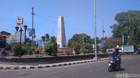Sejarah mencatat, Cirebon merdeka lebih dulu dari Jakarta dengan Naskah Proklamasi dari Sjahrir. Tugu Proklamasi Cirebon jadi saksi sunyi peristiwa itu. (Sudirman Wamad/detikcom)