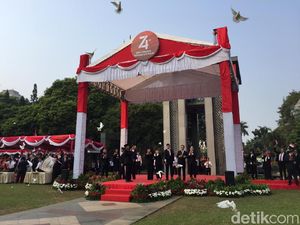 HUT ke-74 RI, BI Luncurkan Standar QR Code Indonesia