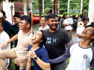 Saat Lomba Makan Kerupuk Jadi Cara WNI di India Obati Rindu Tanah Air