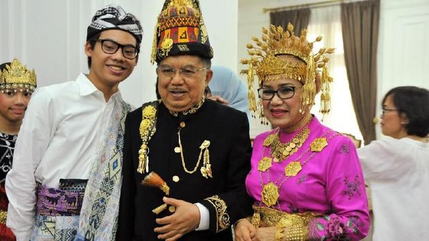 Mampu Beli Rokok dan Pulsa, Tapi Iuran BPJS Naik Protes?