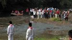 Melihat Khidmatnya Upacara HUT Ke-74 RI di Sungai Ciliwung