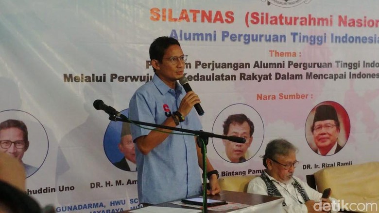Sandi: Oposisi Harus Smart, Tulis Kenapa Kita Tak Setuju Ibu Kota Pindah Sandi: Oposisi Harus Smart, Tulis Kenapa Kita Tak Setuju Ibu Kota Pindah