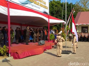 Mantan Napiter dan Simpatisan ISIS Ikut Upacara HUT RI di Lamongan