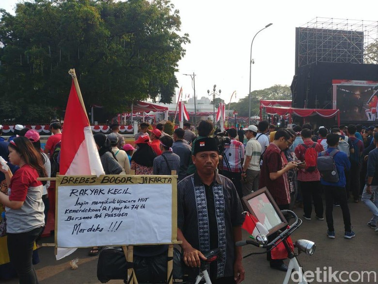 Cerita Cipto 3 Hari Gowes Ontel Dari Brebes Demi Upacara Di