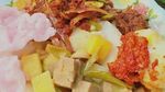 Lamaknyo! Sarapan Katupe Gulai Cubadak di Minggu Pagi
