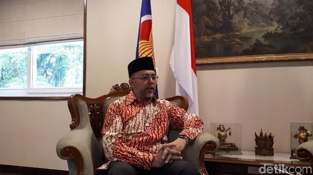Saat Lomba Makan Kerupuk Jadi Cara Obati Rindu Tanah Air WNI di India