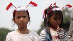 Antusias Warga Menonton Upacara 17 Agustus di Monas