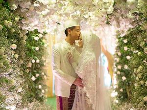 Jatuh Bangun Roger Mengejar Cinta Cut Meyriska hingga Pelaminan